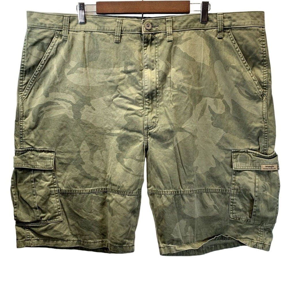 Wrangler Camo Cargo Shorts Mens Size 46 Reg Green Camouflage 46x10